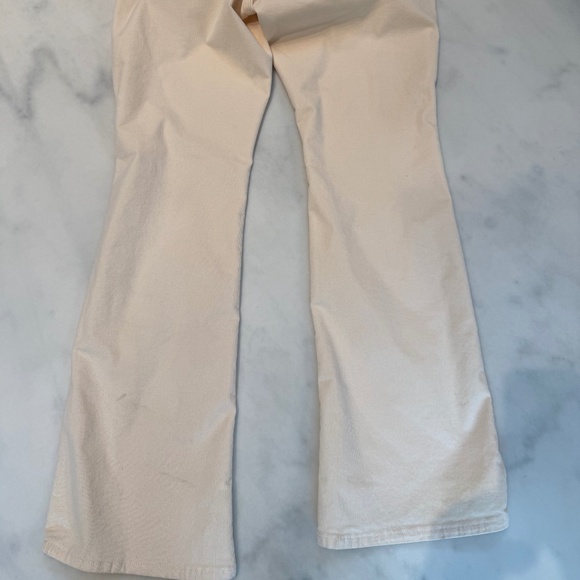 Levi’s Micro Corduroy Jeans - 725 High Rise Bootcut Size 31X32” - Buttercream - Picture 8 of 10